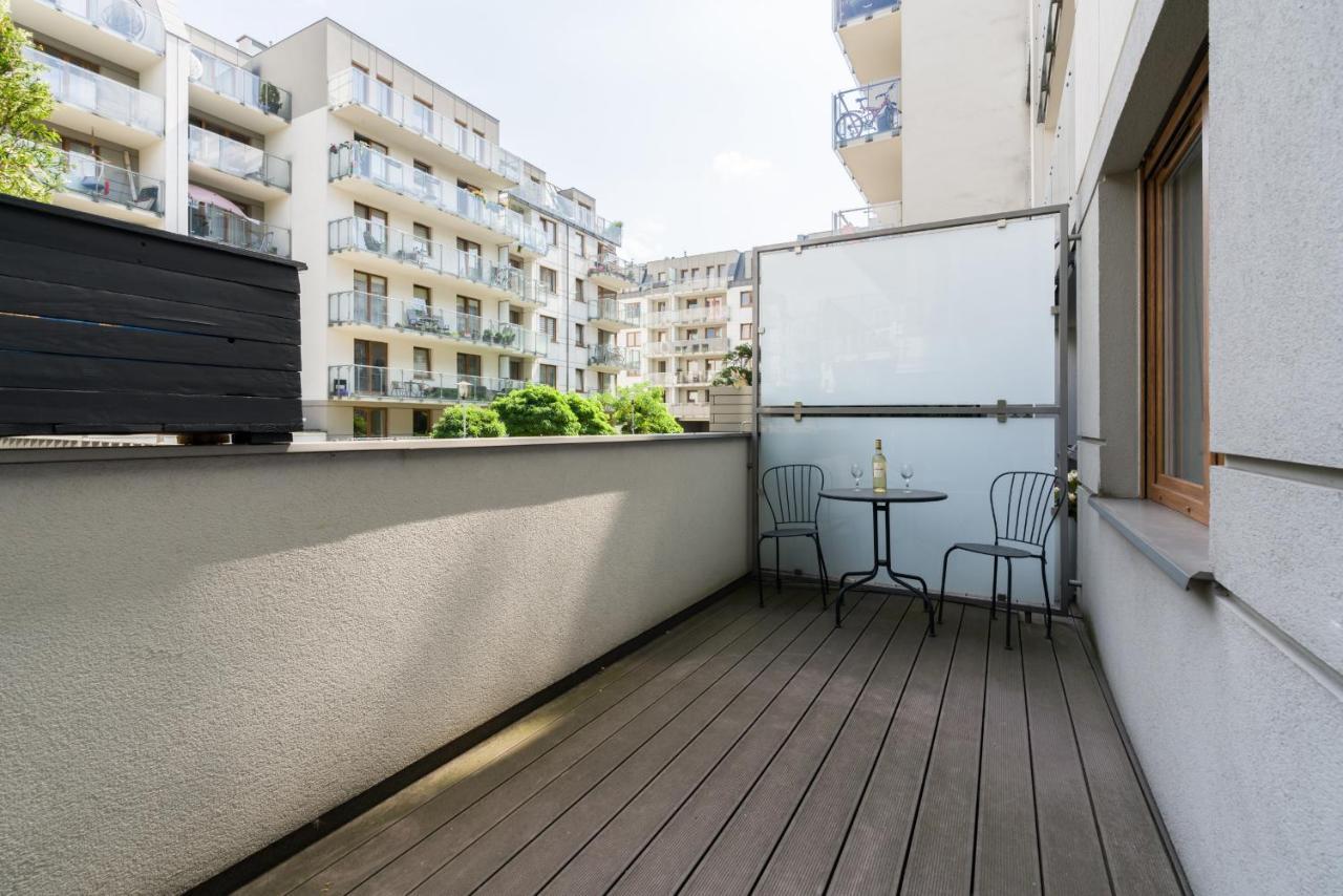 Czarnieckiego Apartment With Balcony Poznan By Noclegi Renters Ngoại thất bức ảnh